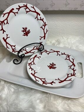 Z. Gallerie White Dinner Plate with Red Coral Motif - Home Dining
